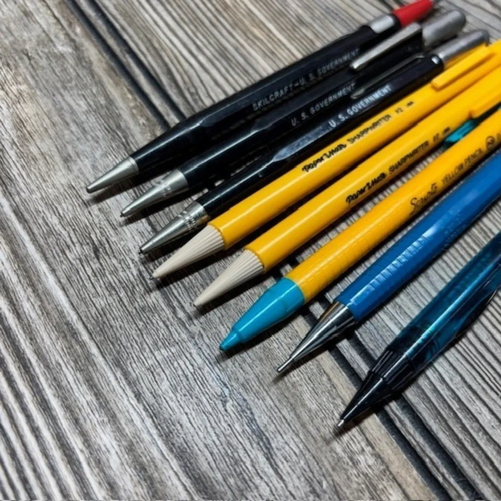 Lot of 8 Vintage Mechanical Pencils, Skilcraft US Government, Papermate, Scripto